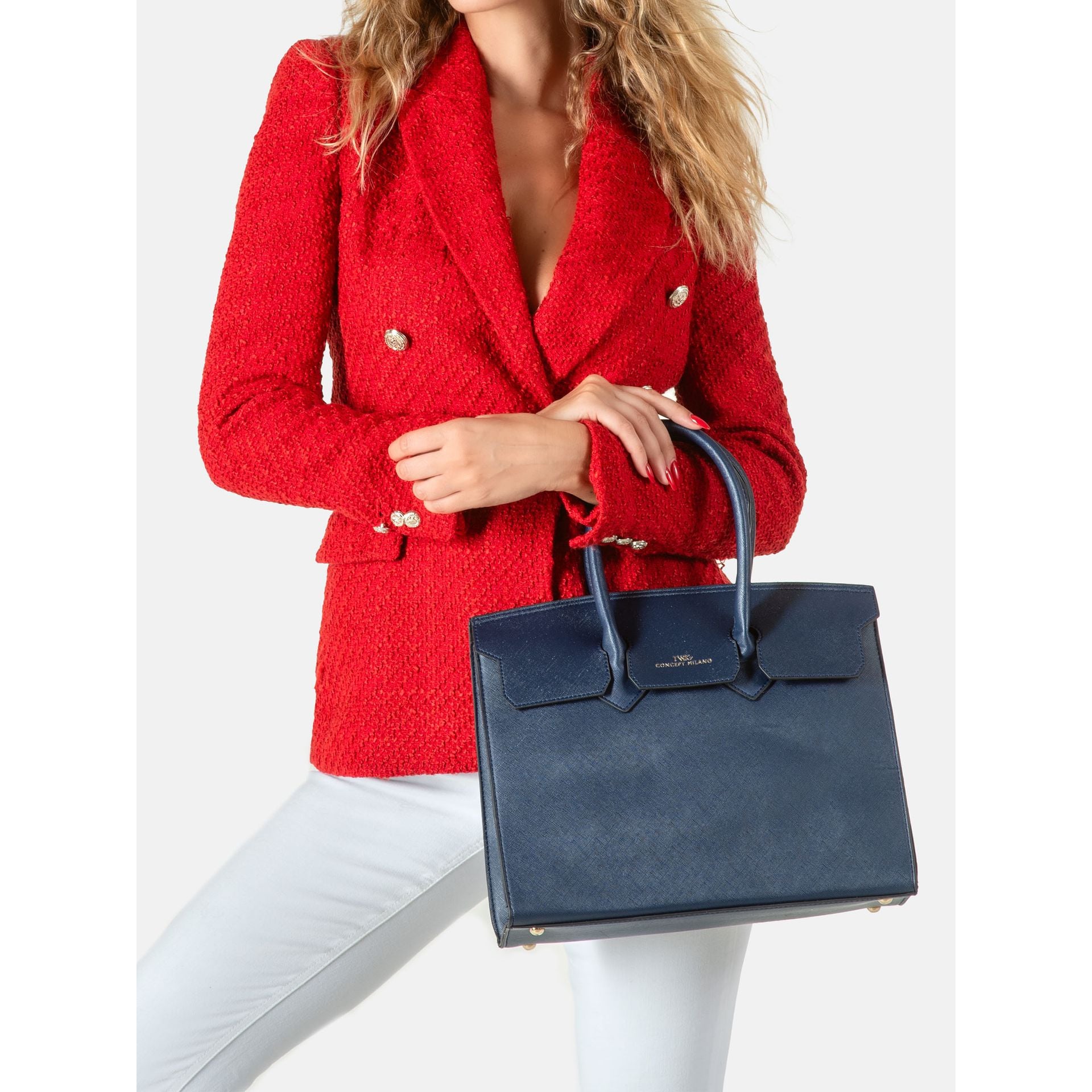 Twig Posete - Dalinda Essence